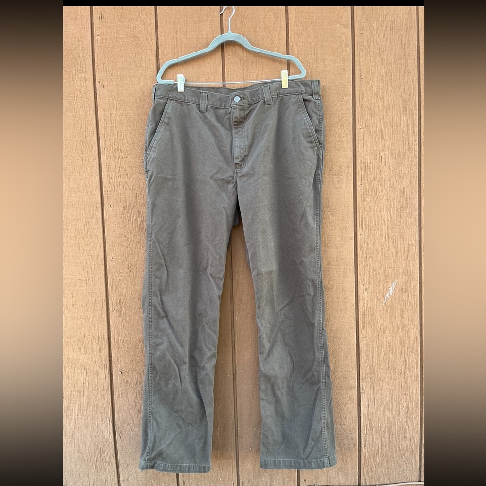 COPY - Carhartt men’s 5 pocket chino twill relaxed fit brown pants. 42” x 34”EUC
